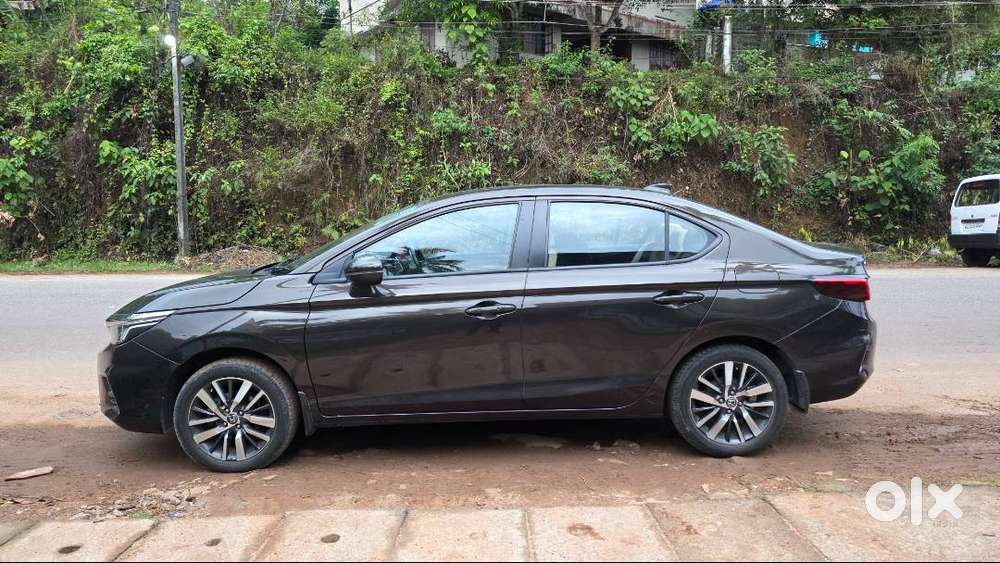 Well Maintained - Single Owner. Honda City 5th Gen. Brown