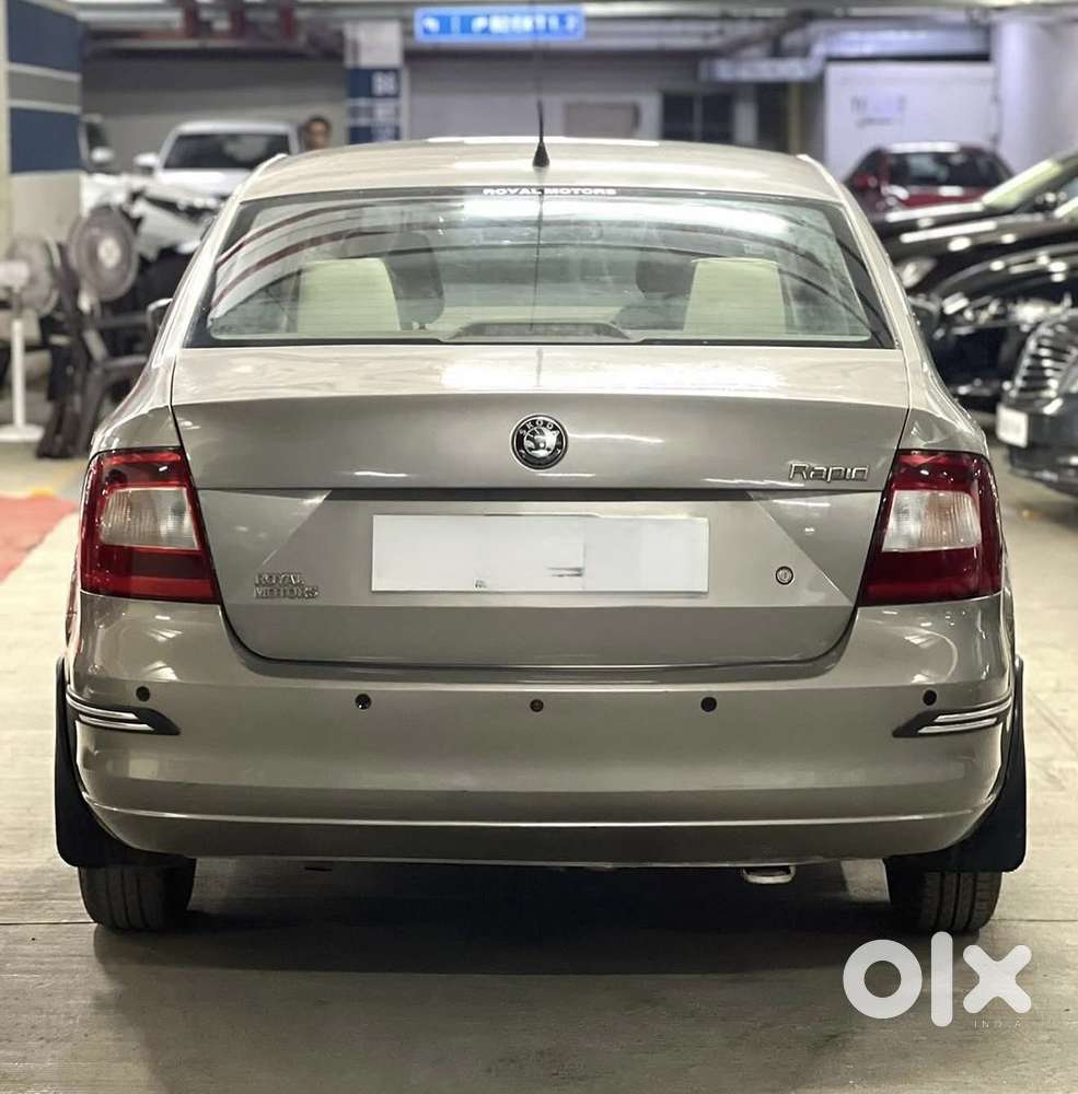 Skoda Rapid 2011-2013 1.6 Mpi Ambition, 2013, Petrol