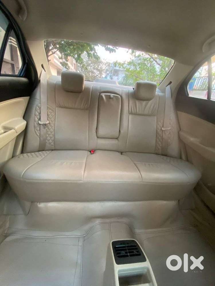 Maruti Suzuki Swift Dzire Vdi Bsiv, 2017