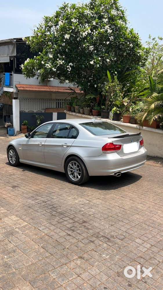 Bmw 3 Series 2011 Petrol 23000 Km Driven