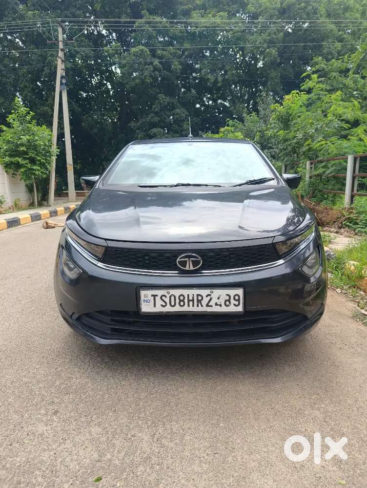 Tata Altroz Petrol 2021