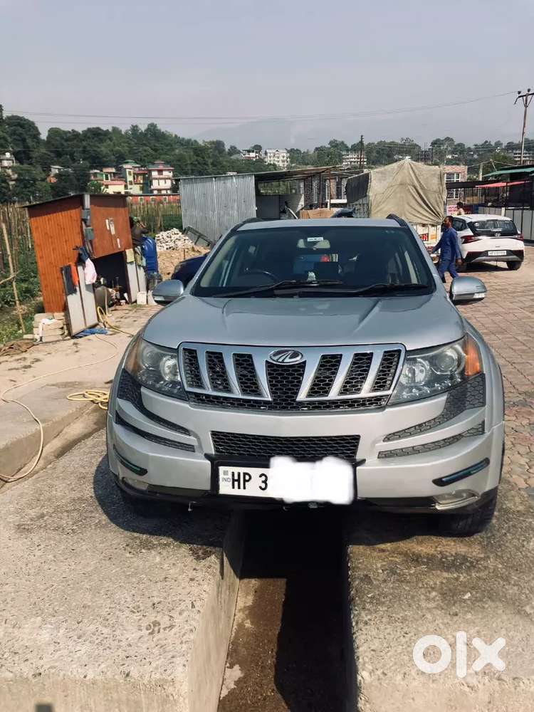 Mahindra Xuv500 2015 Diesel 107899 Km Driven