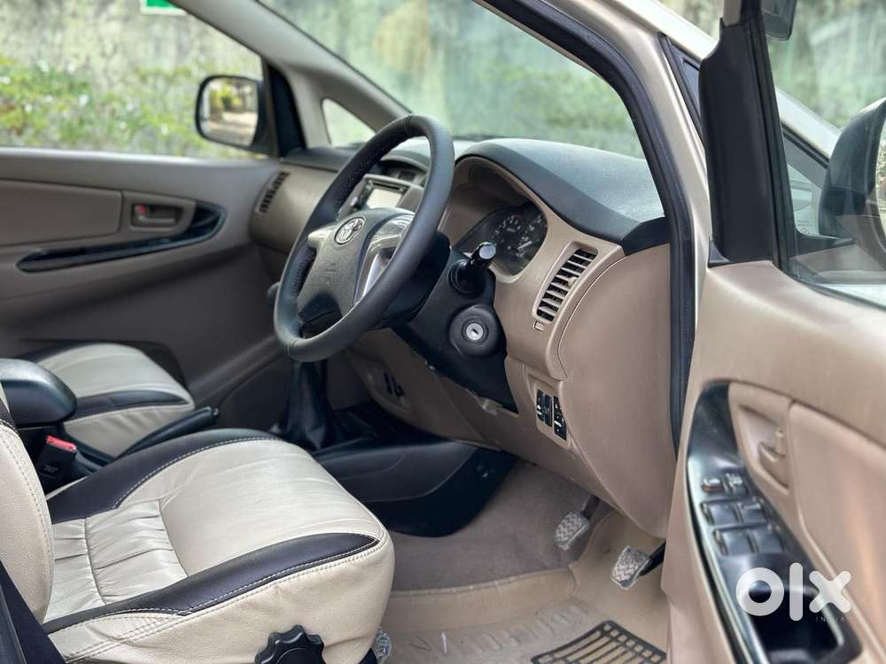 Toyota Innova 2.5 Gx 7 Seater Limited Edition, 2015, Diesel