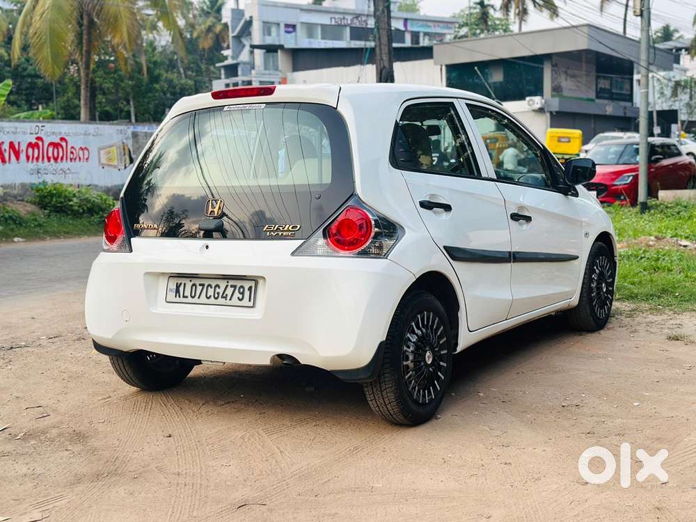 Honda Brio Petrol 2016