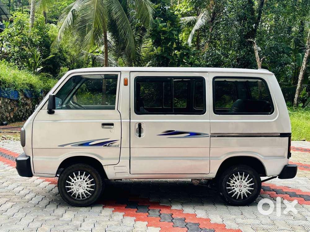 Maruti Suzuki Omni 8 Seater Bsiv, 2013, Petrol