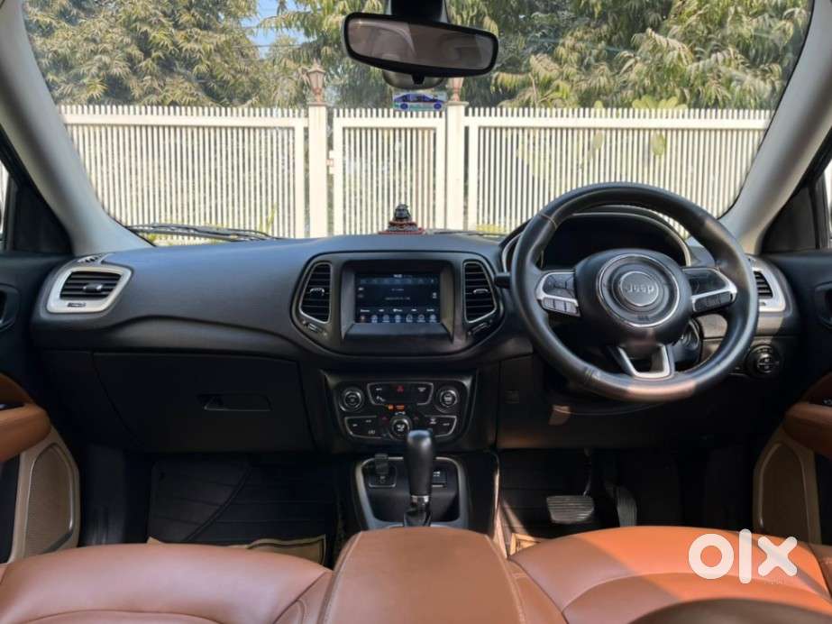 Jeep Compass 2.0 Longitude Option, 2019, Petrol