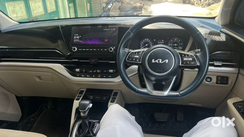 Kia Carens Diesel At Topend 2024 Luxuryplus