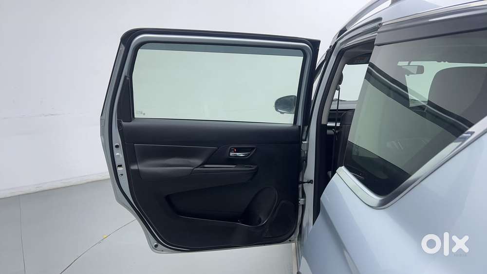 Maruti Suzuki Xl6 1.5 Alpha Mt, 2022, Petrol