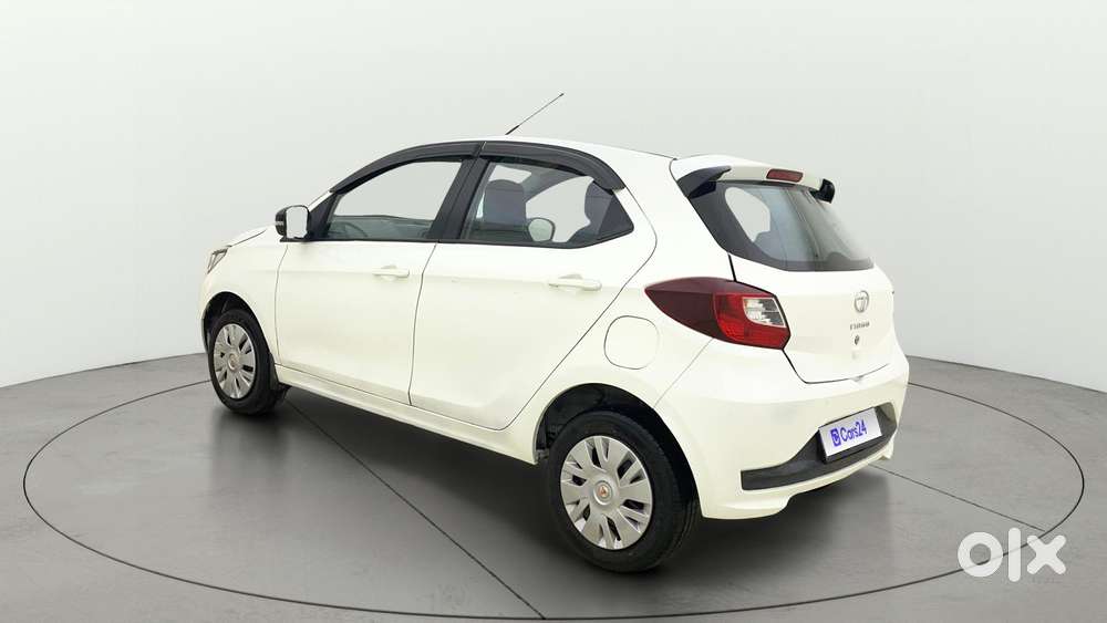 Tata Tiago 1.2 Revotron Xt Cng, 2023, Cng & Hybrids