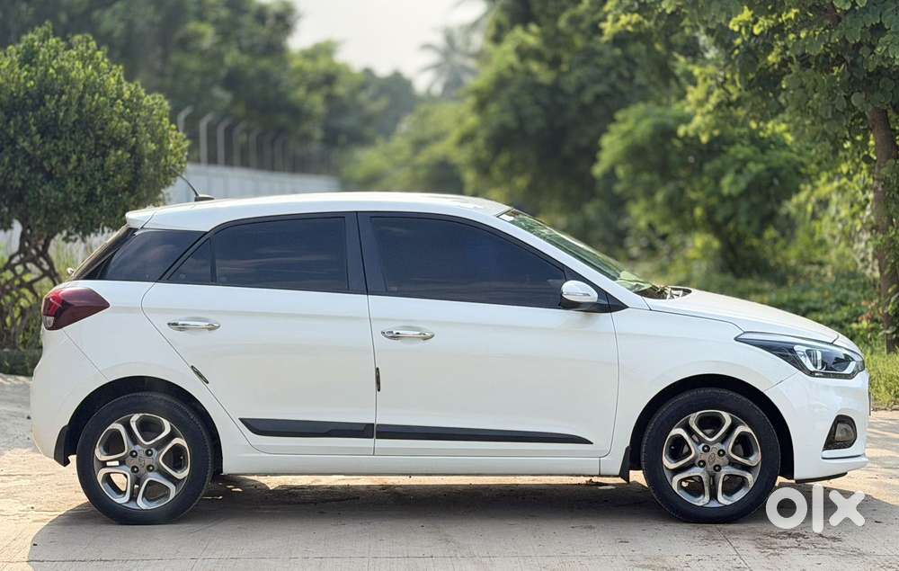 Hyundai I20 Asta (o) 1.2 Mt, 2018, Petrol