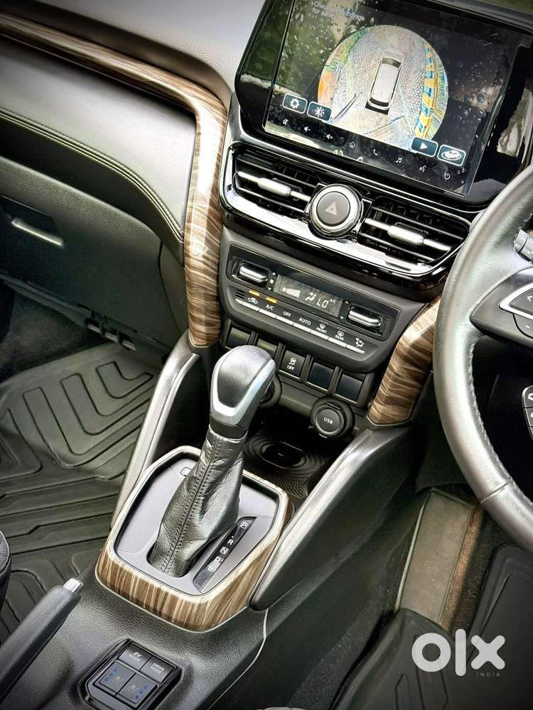 Maruti Suzuki Grand Vitara 1.5 Alpha Plus Intelligent Hybrid Ecvt, 2..