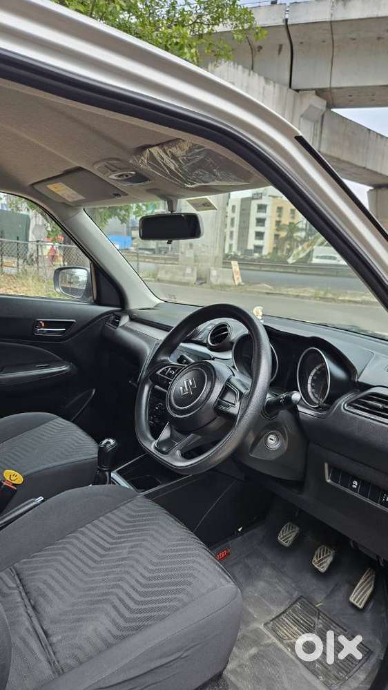 Maruti Suzuki Swift Vxi Optional, 2021, Petrol