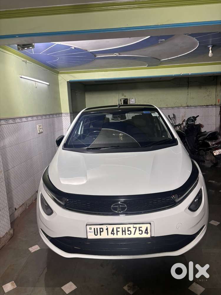 Tata Altroz Petrol 2022