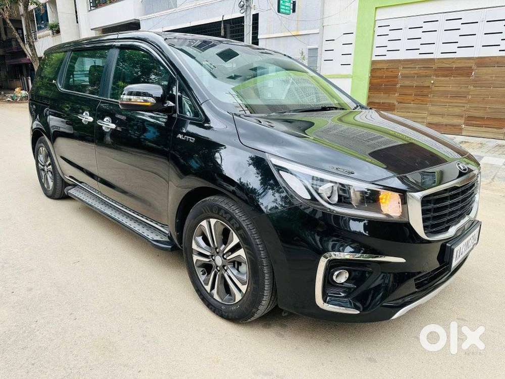 Kia Carnival Premium, 2020, Diesel