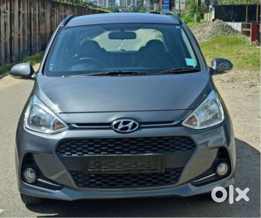 Very Well Maintained Grand I10 Sportz Car