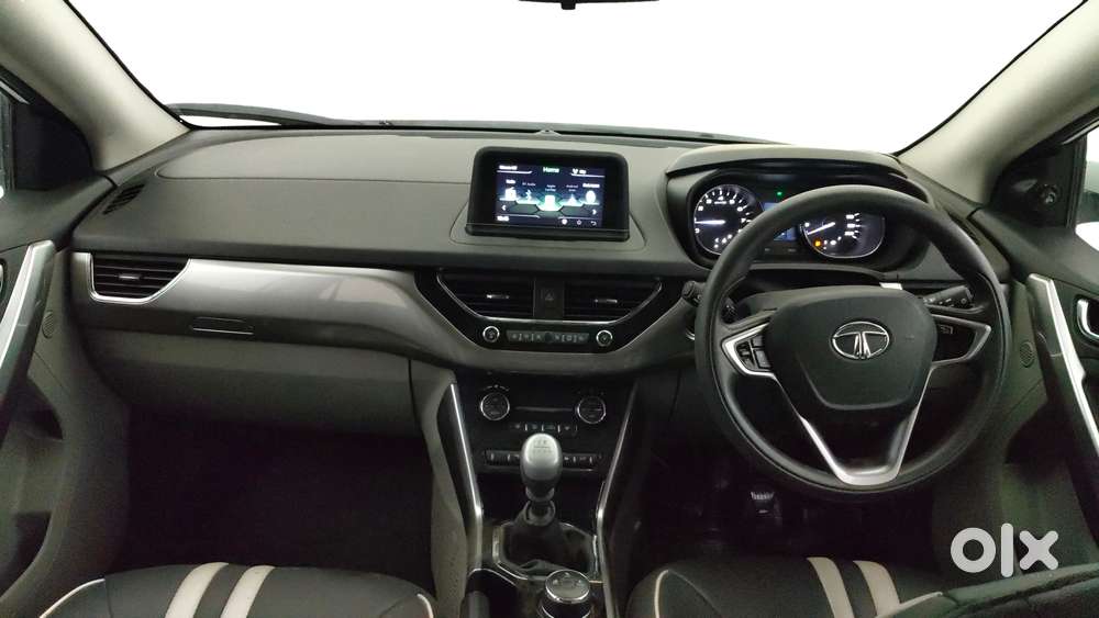Tata Nexon 1.2 Revotron Xz Plus, 2018, Petrol