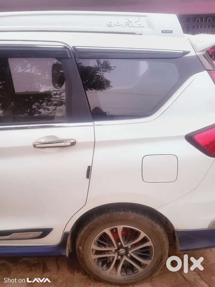 Maruti Suzuki Ertiga 2025 Cng & Hybrids 35000 Km Driven