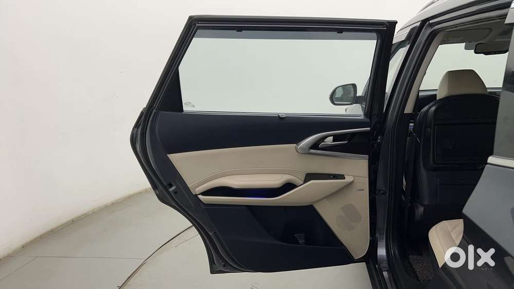 Kia Carens 1.5 Luxury Plus Diesel 7str Imt, 2023, Diesel