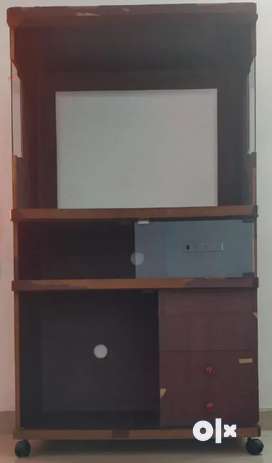 Second hand deals tv stand olx