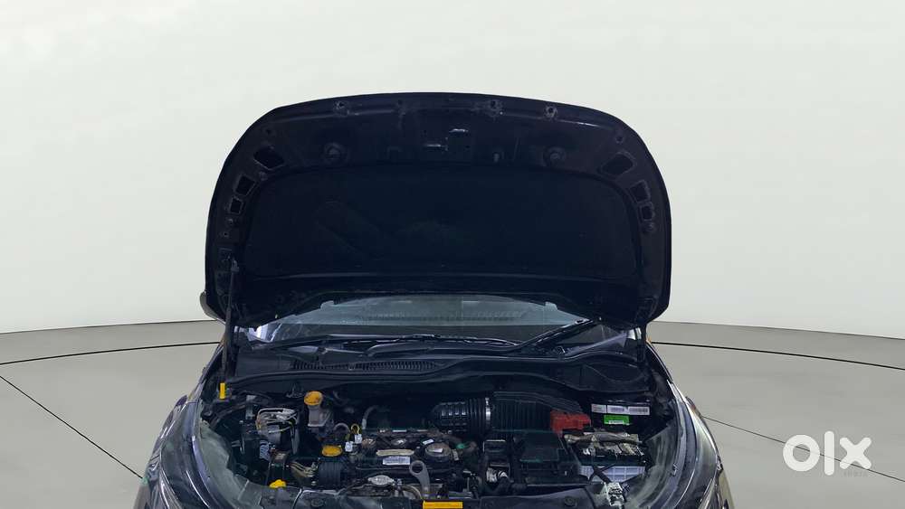 Tata Altroz 1.2 Xza Plus Dark Edition Dct, 2022, Petrol