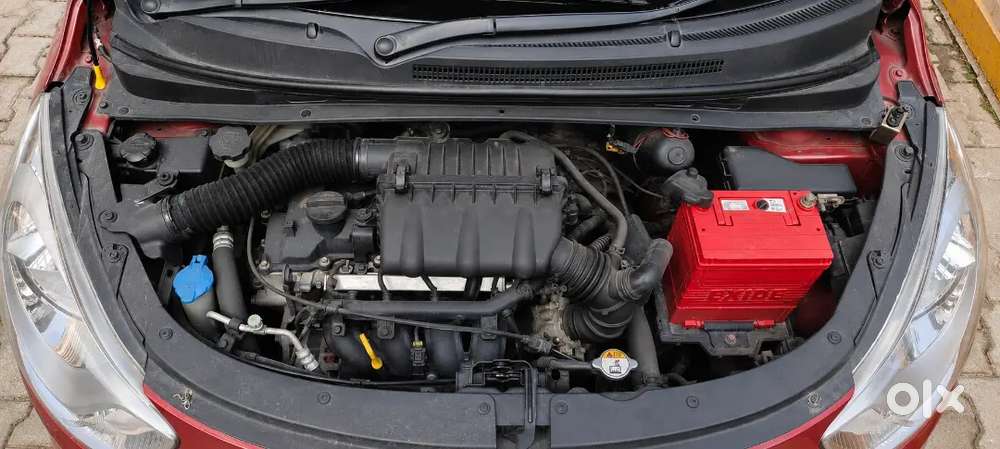 Hyundai I10 Sportz 2012 Model Petrol Car For Sale.
