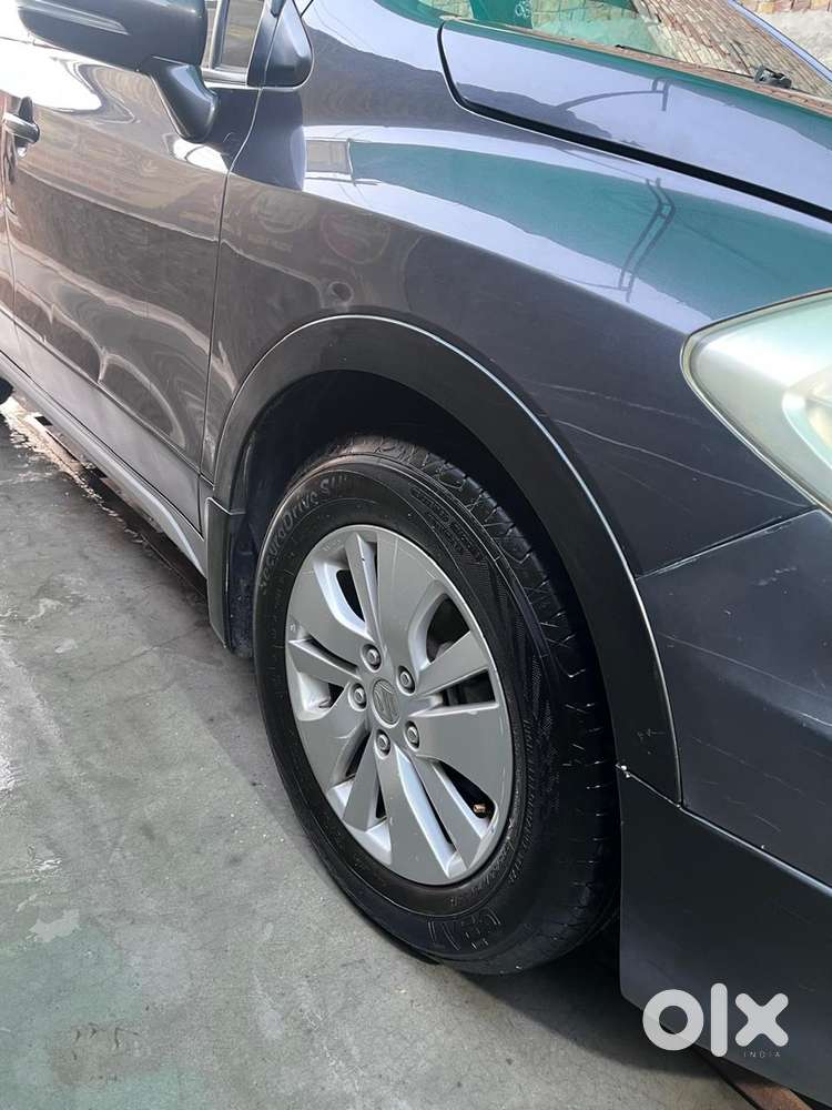 Maruti Suzuki S-cross Diesel Well Maintained