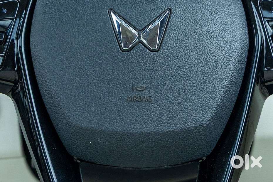 Mahindra Xuv 3xo Mx3 Pro