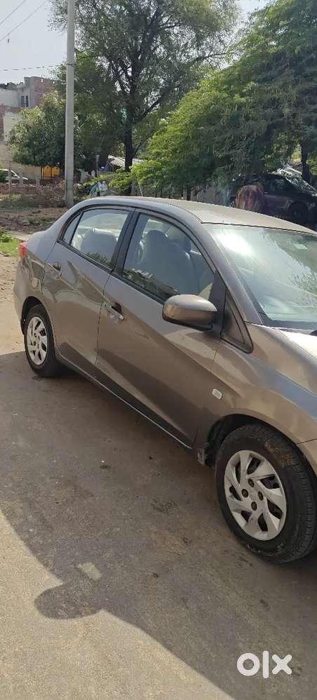 Honda Amaze 1.5 V 2014
