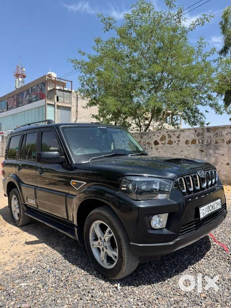 Mahindra Scorpio 2018 Diesel Well Maintained
