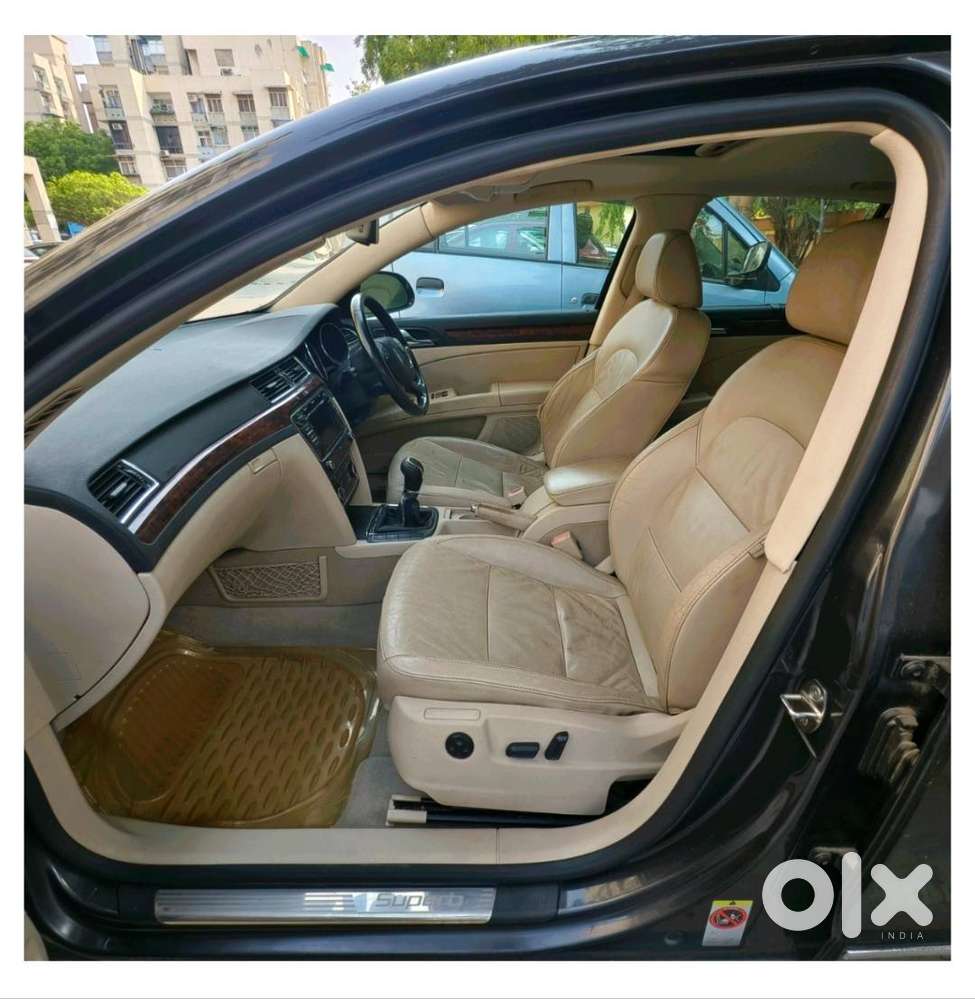 Bs4 Skoda Superb Petrol 1.8 Tsi Top Variant Elegance