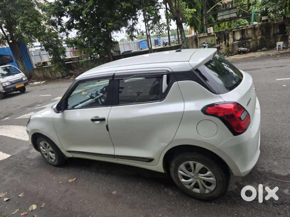 Maruti Suzuki Swift Vxi 2018