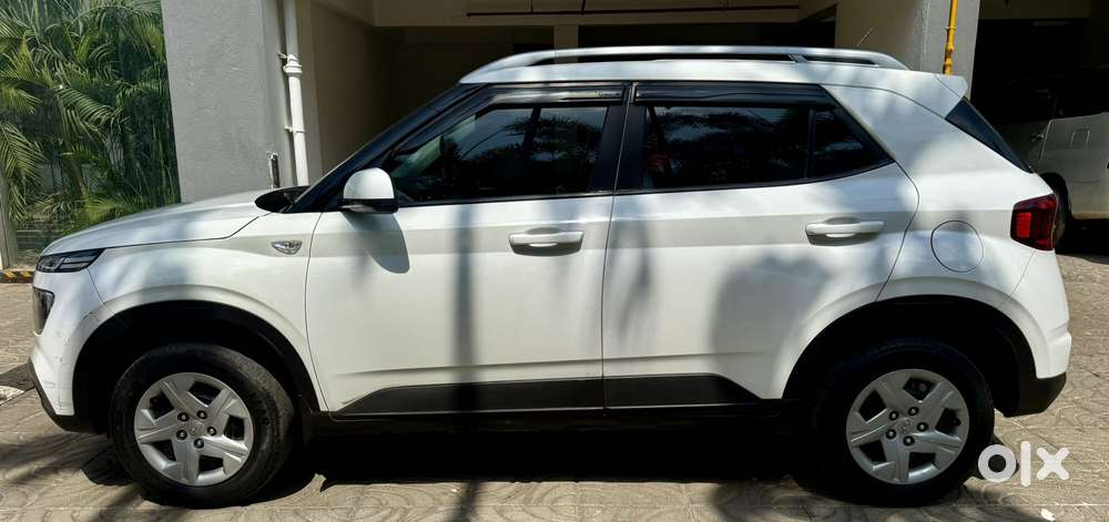 Hyundai Venue 1.2 S (o), 2021, Petrol