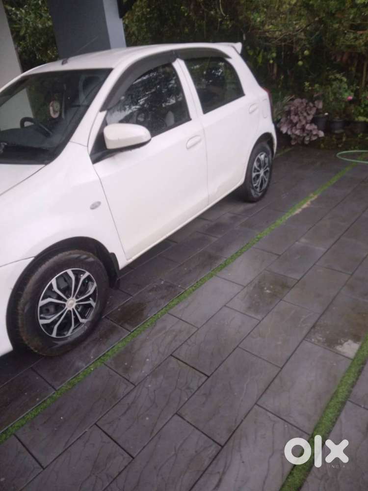 Toyota Etios Liva 2013