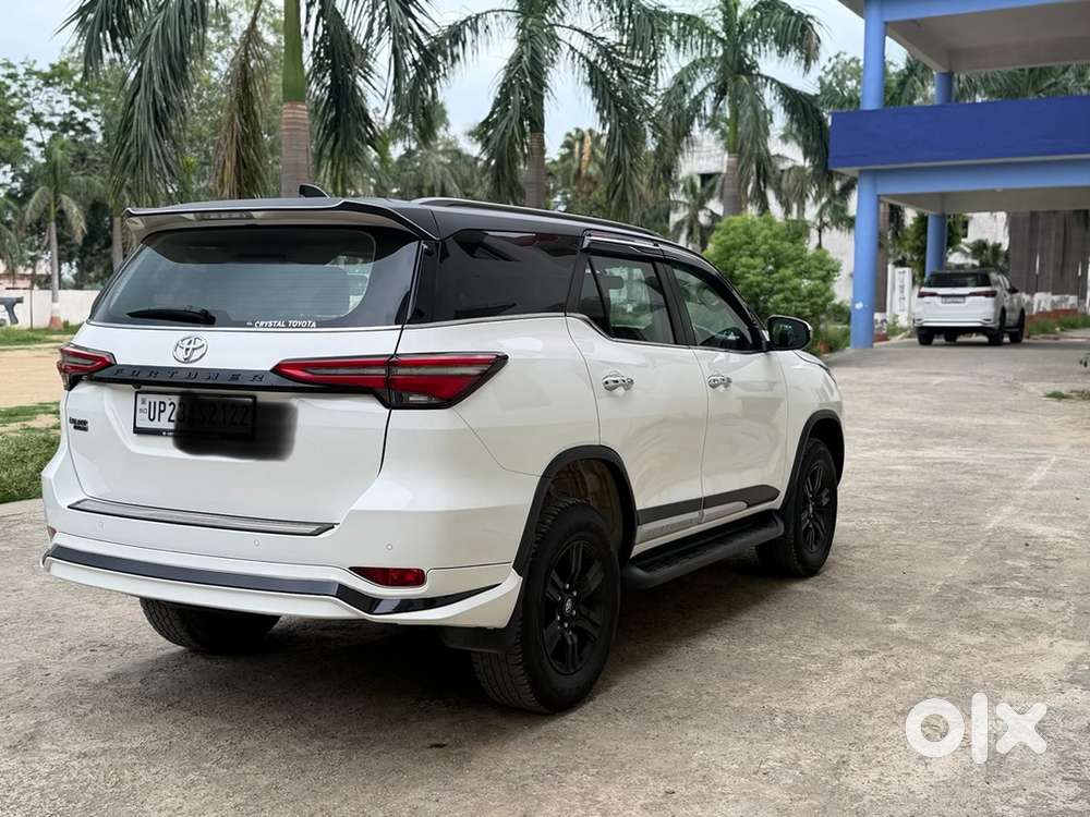 Toyota Fortuner Leader Edition 2025