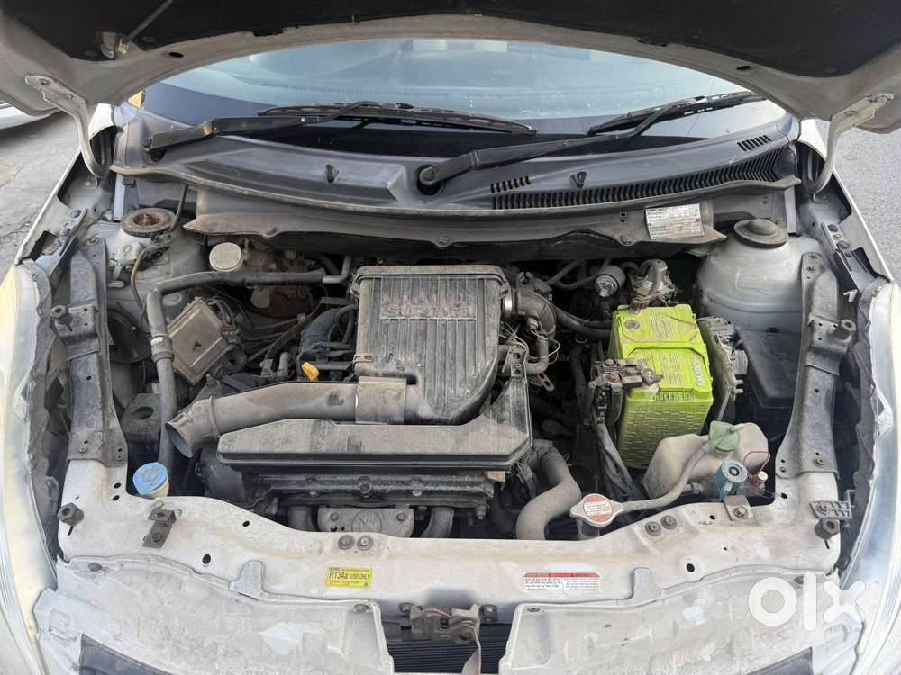 Maruti Suzuki Swift Dzire 1.3 Vxi, 2013, Petrol
