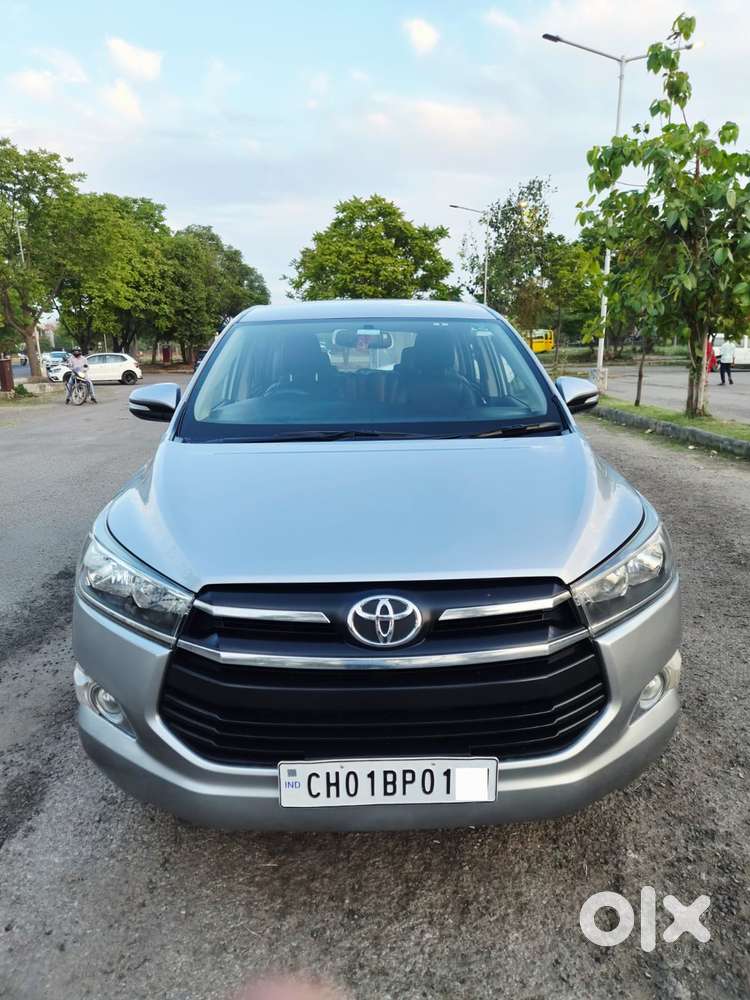 Toyota Innova Crysta 2.8 Gx At, 2017, Diesel