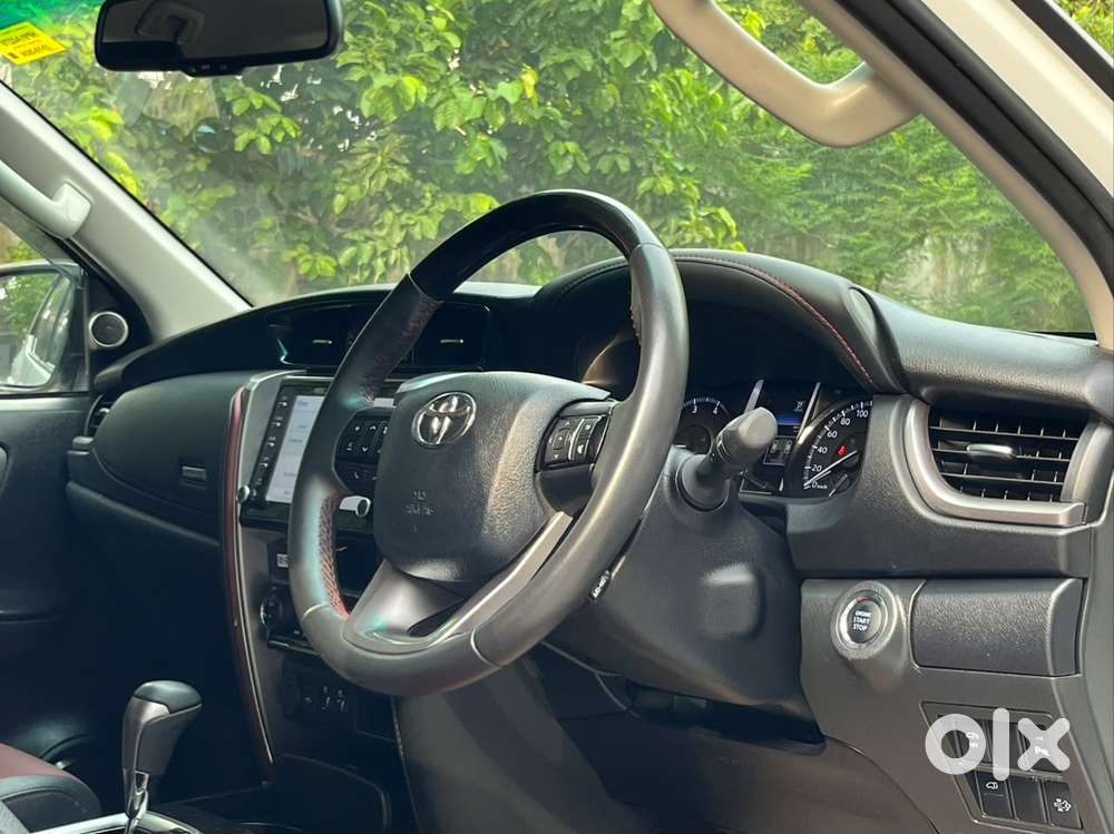 Toyota Fortuner Legender 4x2 At 2.8, 2024, Diesel