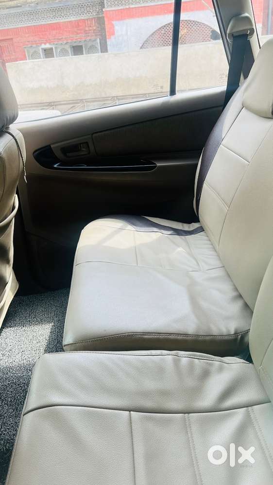 Excellent Condition Toyota Innova 2015 Diesel 83000 Km Driven