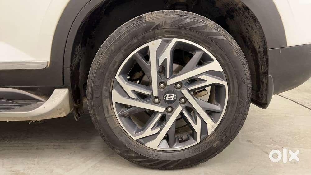 Hyundai Creta 1.5 Sx (o) Ivt Petrol, 2024, Petrol