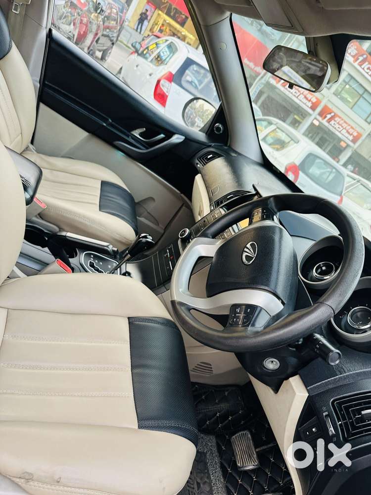 Mahindra Xuv500 W6 At, 2016, Diesel