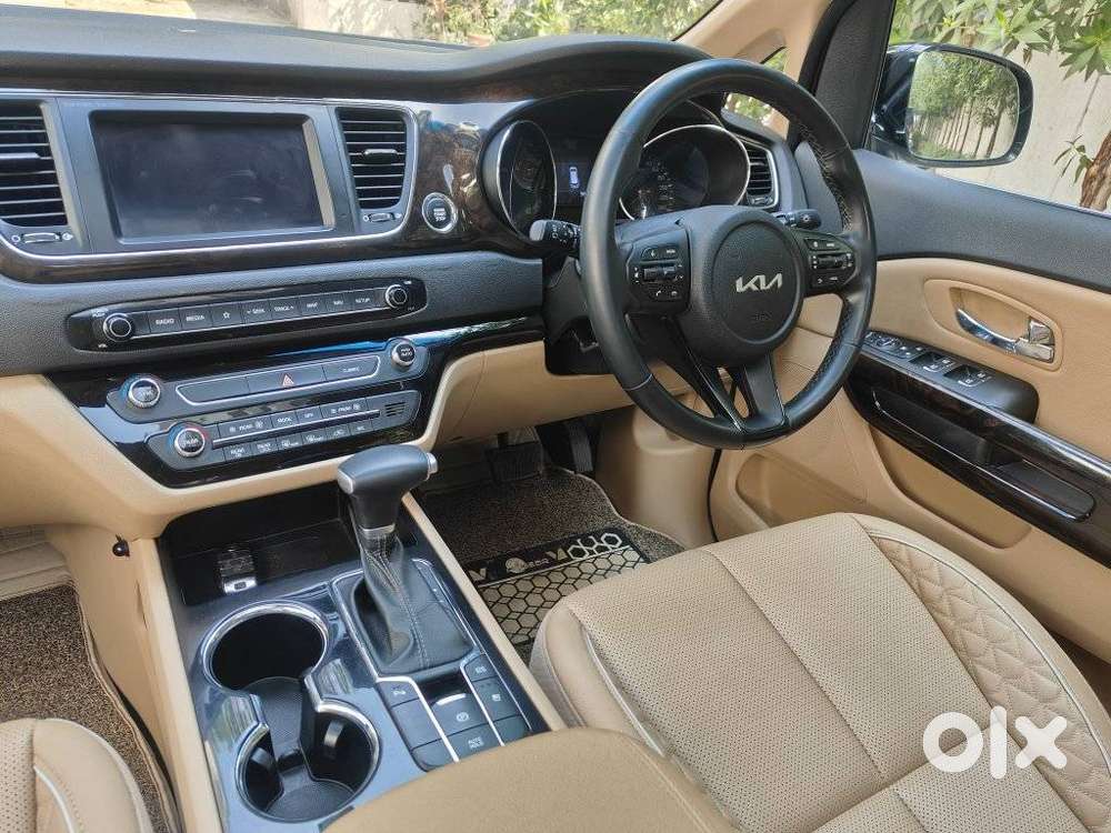 Kia Carnival Limousine Plus 7 Str, 2022, Diesel