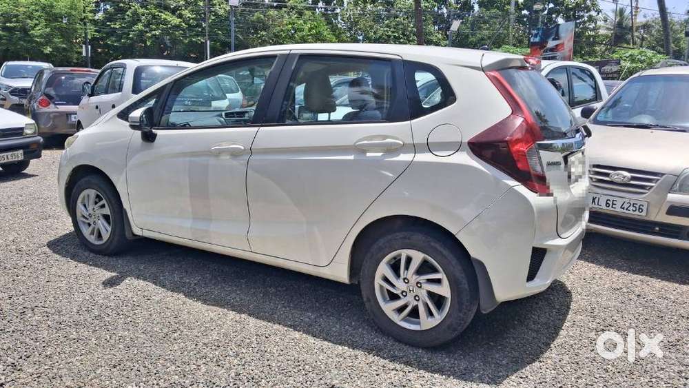 Honda Jazz V Automatic, 2016, Petrol