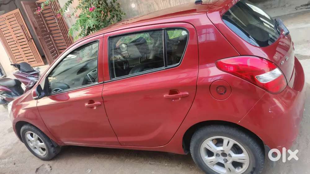 Hyundai I20 2011 Petrol 63000 Km Driven
