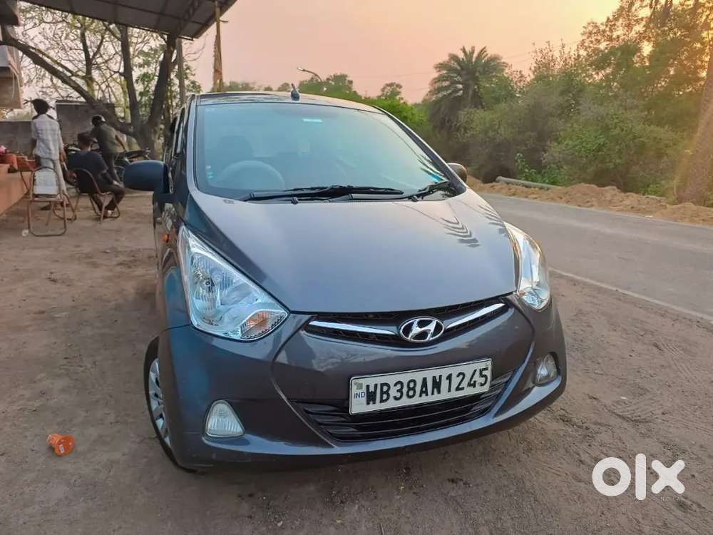 Hyundai Eon 23700 Km Driven