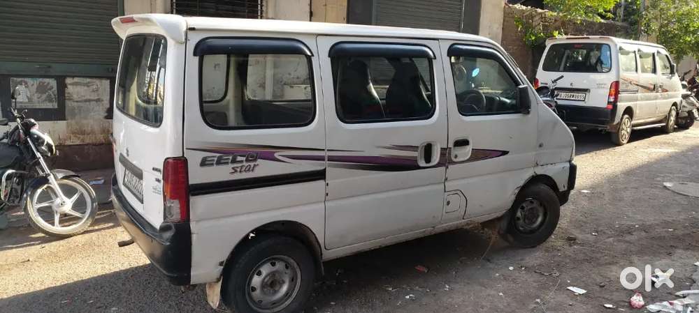 Maruti Suzuki Eeco 2016
