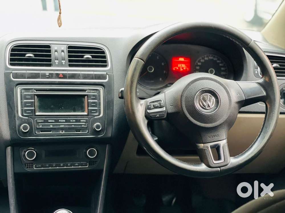 Volkswagen Polo Petrol Highline 1.2l, 2014, Petrol