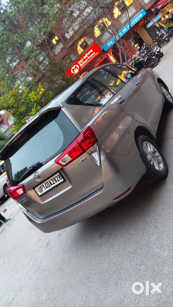 Toyota Innova Crysta 2.8 Gx At, 2016, Diesel