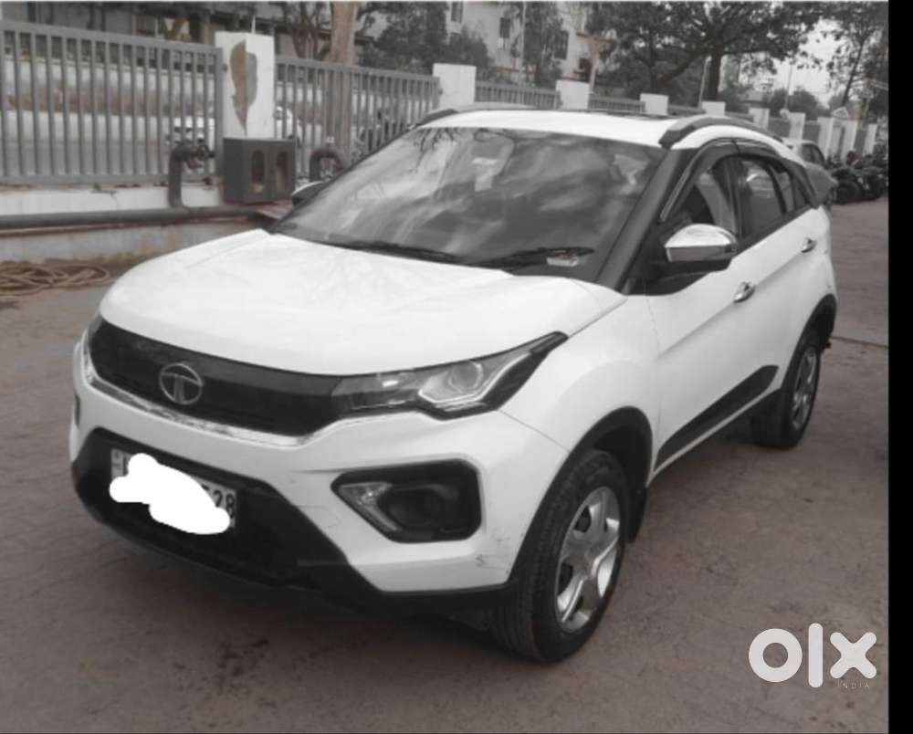 Nexon Sunroof Car 3 Year Old