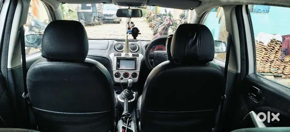 Ford Figo Titanium Blu 2011 Diesel Car