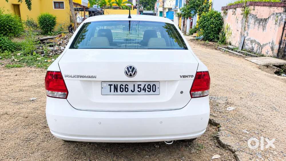 Volkswagen Vento Highline 2013 Automatic